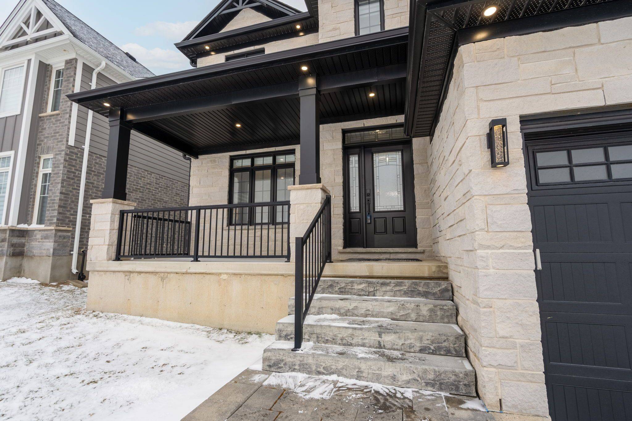 London South, ON N6K 0A5,1899 Boardwalk WAY