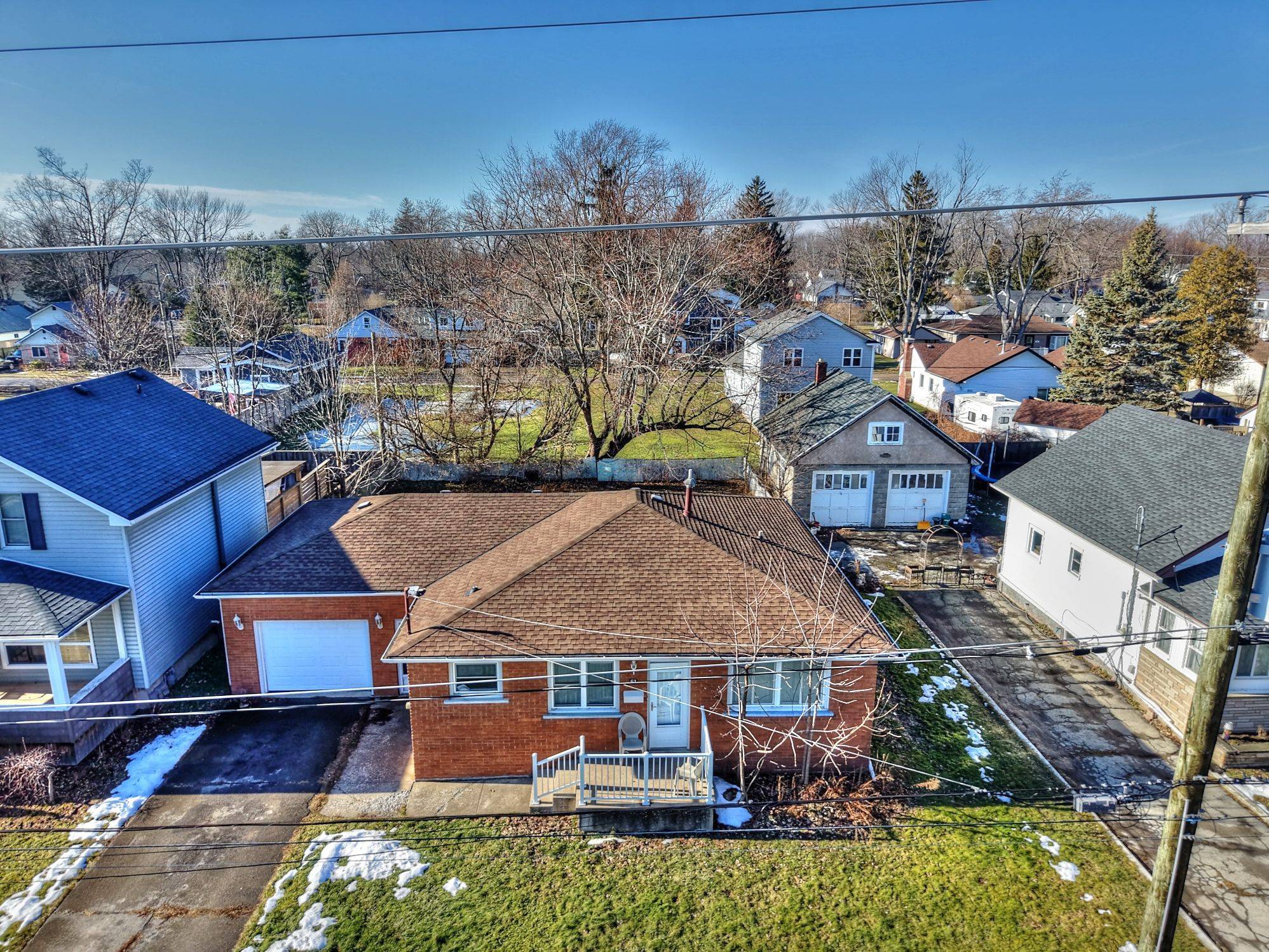 Fort Erie, ON L0S 1B0,63 Ridgeway RD