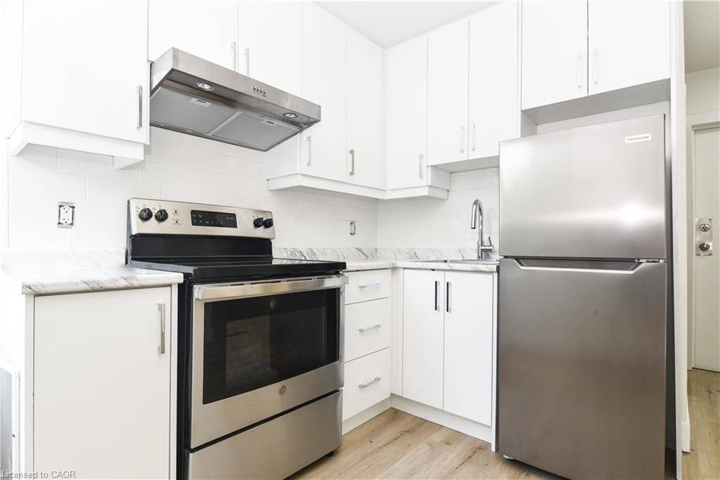 Hamilton, ON L8L 6E4,13 Westinghouse AVE #6