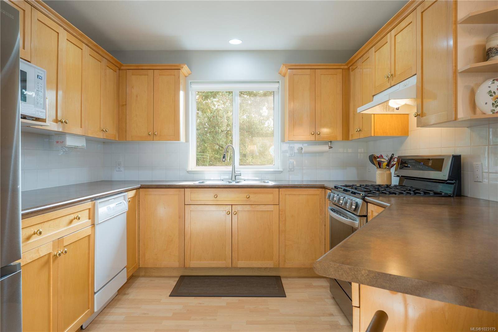 Nanaimo, BC V9T 6N6,5027 Tiffany Pl