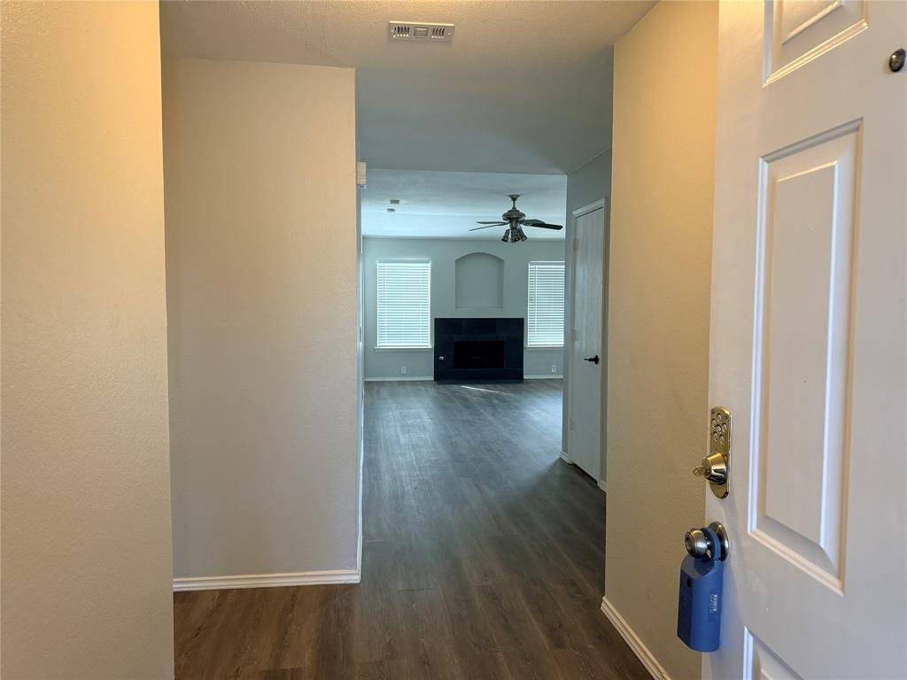 Denton, TX 76210,1113 Greenbend Drive