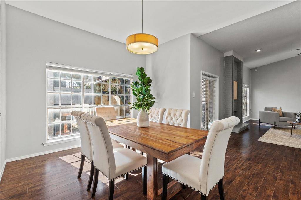 Dallas, TX 75230,10439 High Hollows Drive #222