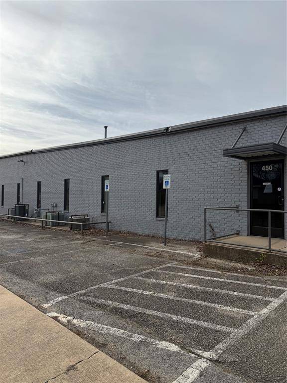 Paris, TX 75460,450 SW 4th Street