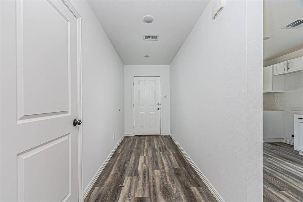 Mabank, TX 75156,7129 Kayak Drive