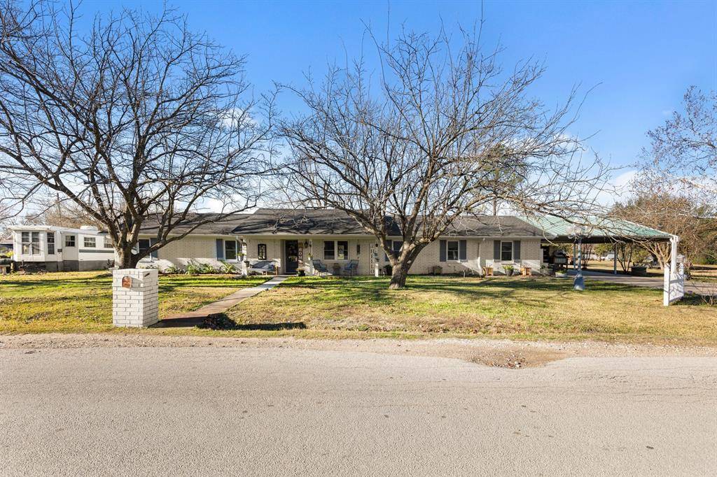 Mart, TX 76664,210 S Booth Street