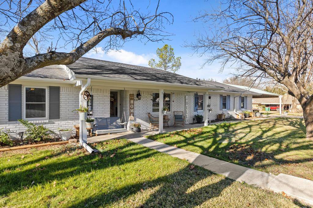 Mart, TX 76664,210 S Booth Street