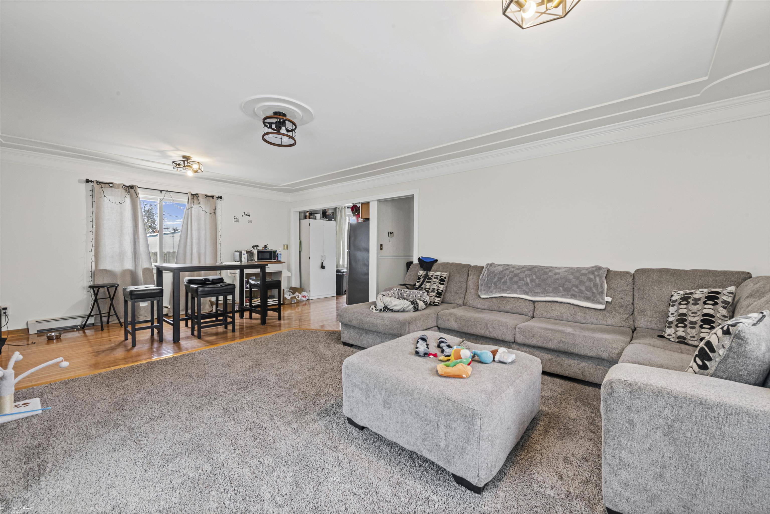 Eastpointe, MI 48021,24523 Hayes AVE