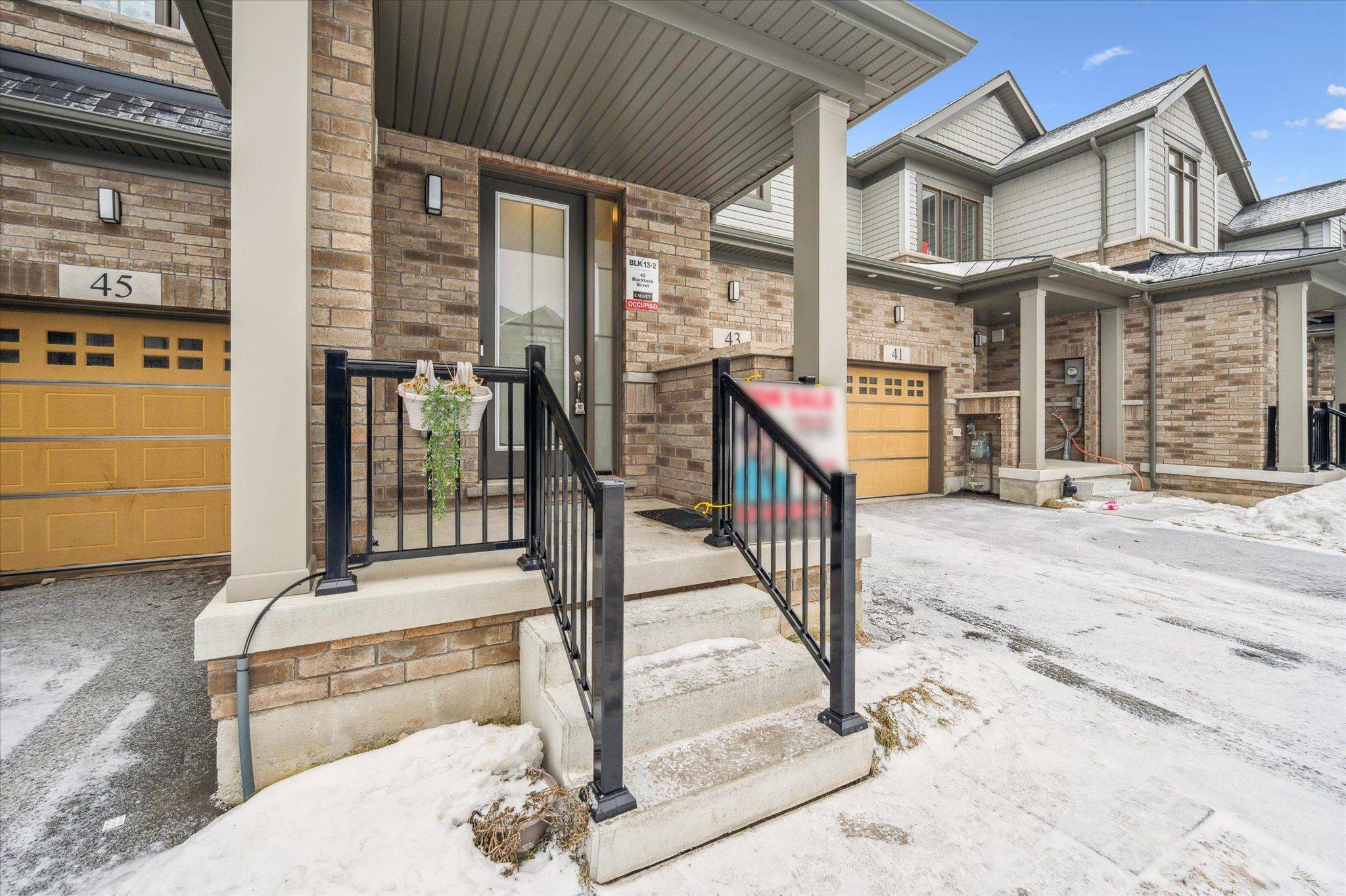 Cambridge, ON N1S 0E2,43 Blacklock ST