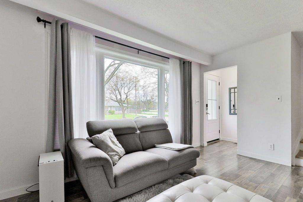 St. Catharines, ON L2N 3A8,5 PRINCE PAUL CRES