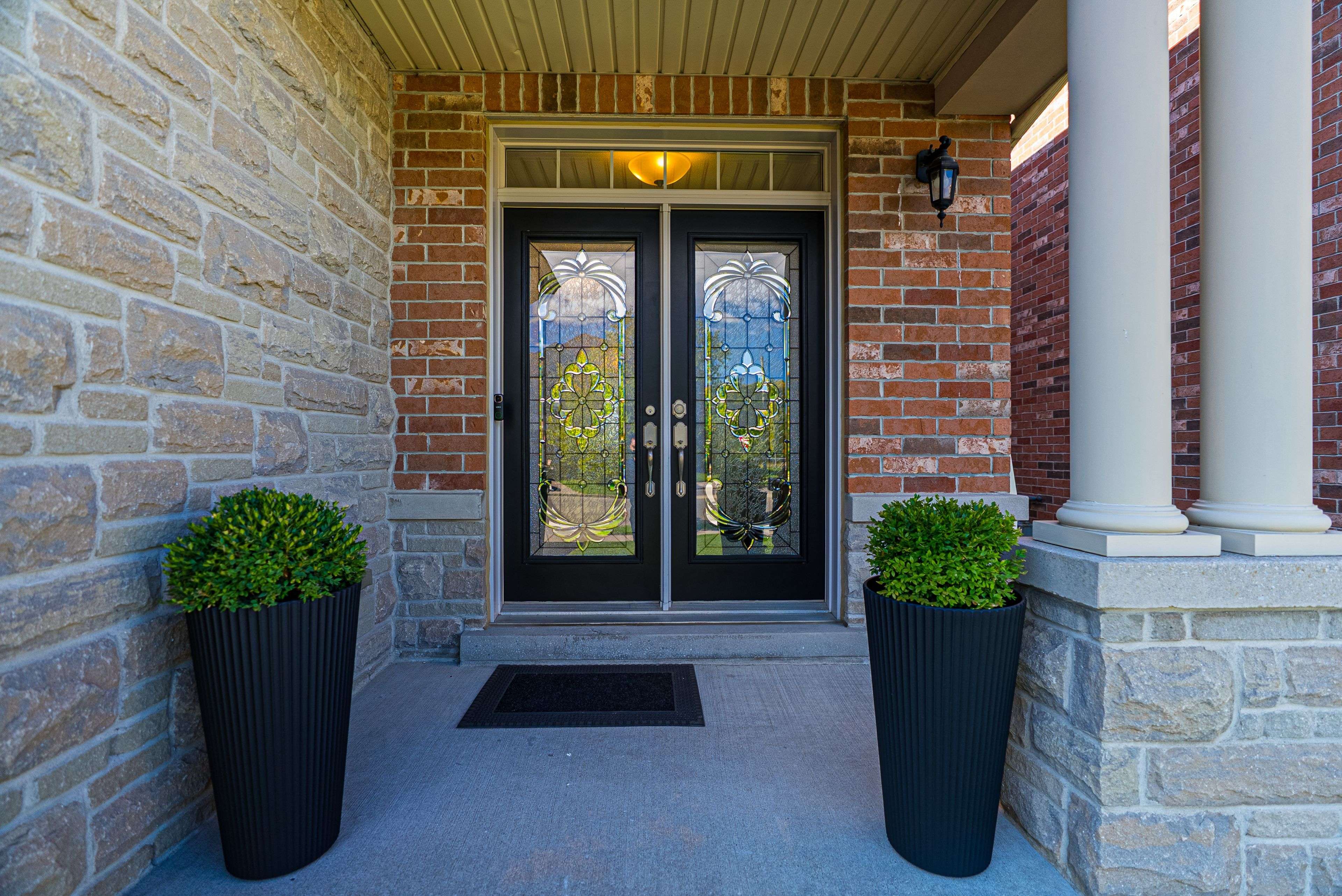 Hamilton, ON L9B 0G2,8 Summerberry WAY