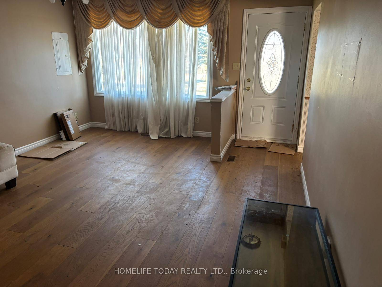 Waterloo, ON N2L 4P3,543 Glendene CRES #Main