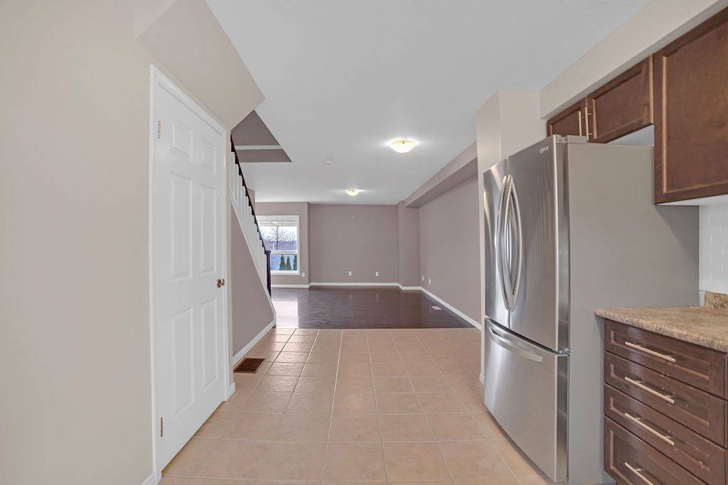 Hamilton, ON L8W 1C2,1328 UPPER SHERMAN AVE #19