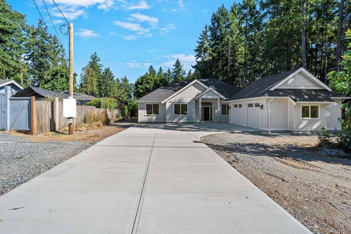 Lantzville, BC V0R 2H0,7436 Lantzville Rd