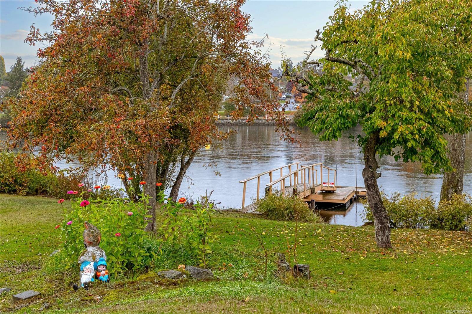 Esquimalt, BC V9A 4H2,1178 Rhoda Lane