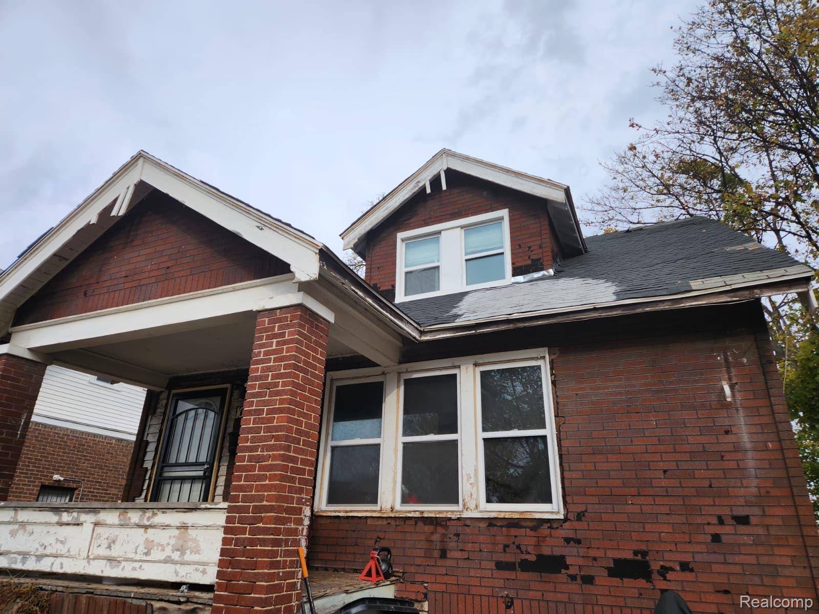 Detroit, MI 48204,10360 Crocuslawn ST