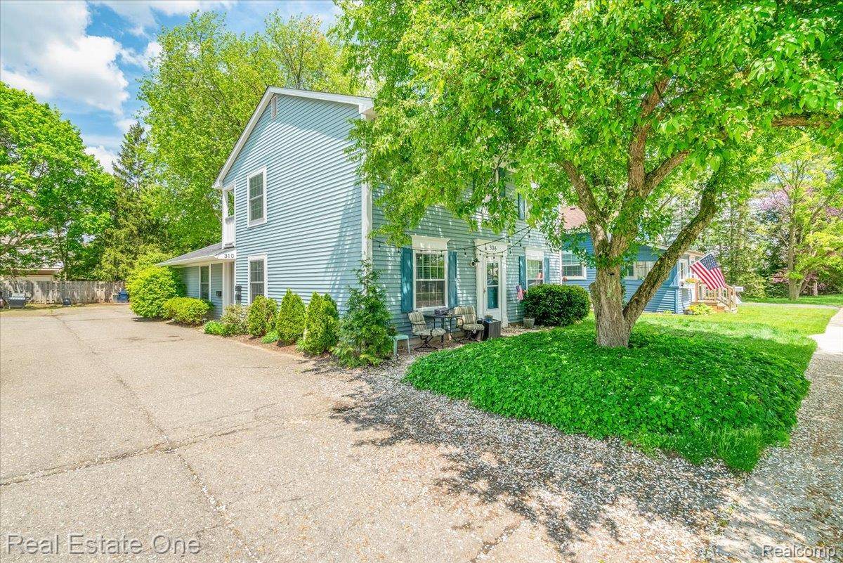 Plymouth, MI 48170,310 Roe ST