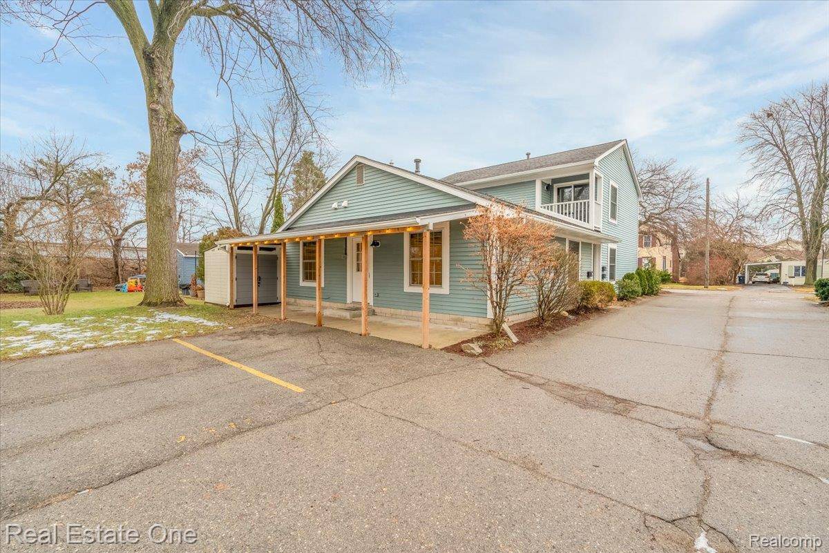 Plymouth, MI 48170,310 Roe ST