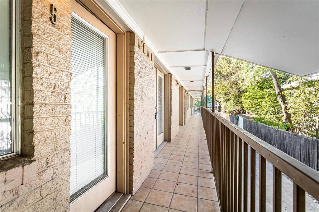 Dallas, TX 75214,4931 Junius Street #5