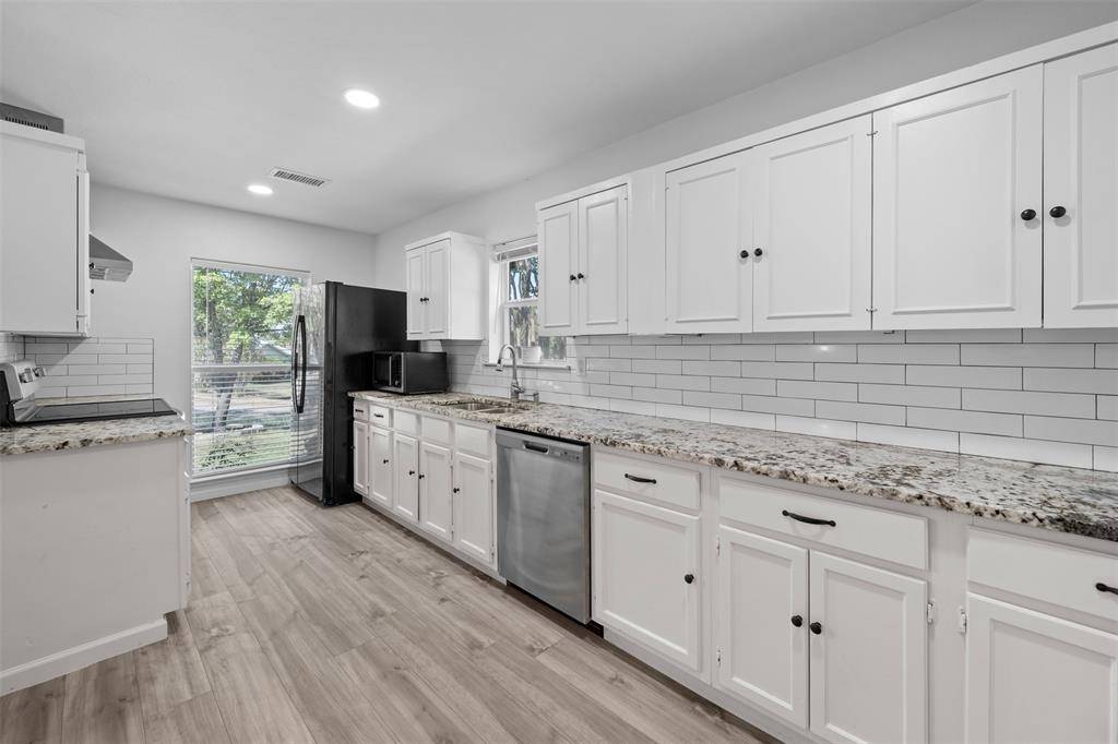 Carrollton, TX 75007,2901 Woodhaven