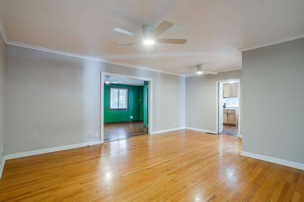 Fort Worth, TX 76107,4224 Donnelly Avenue