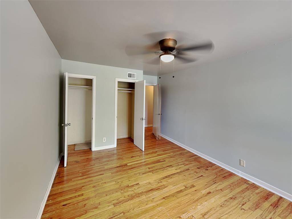 Fort Worth, TX 76133,3259 Creston Avenue