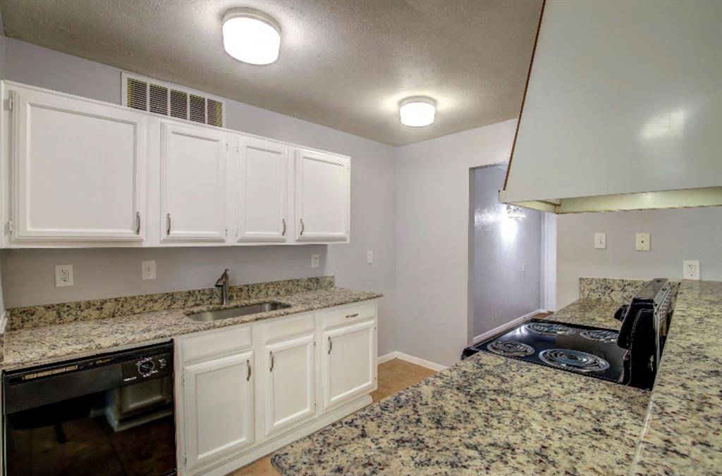 Allen, TX 75002,713 Meadow Mead Drive