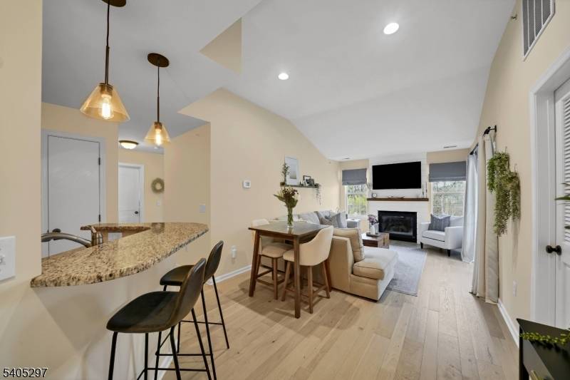 Lopatcong Twp., NJ 08886,654 Honeybrook Cir