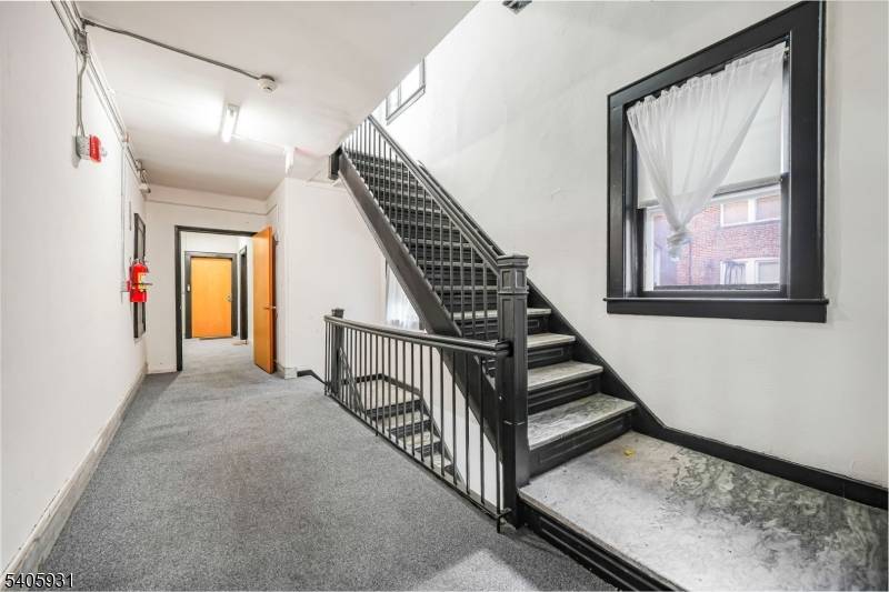 Caldwell Boro Twp., NJ 07006,420 Bloomfield Ave #306