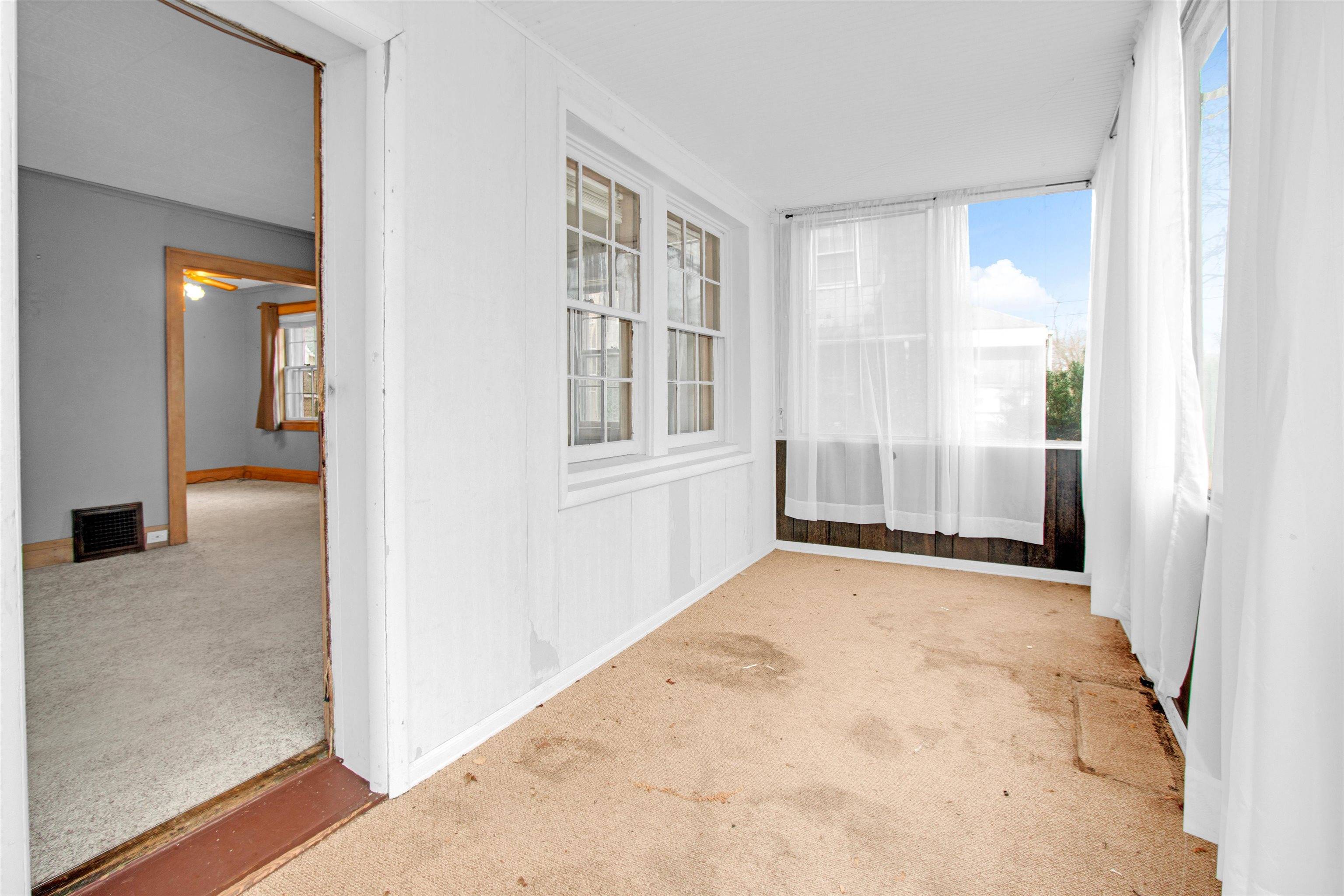 Flint, MI 48504,908 Blair ST