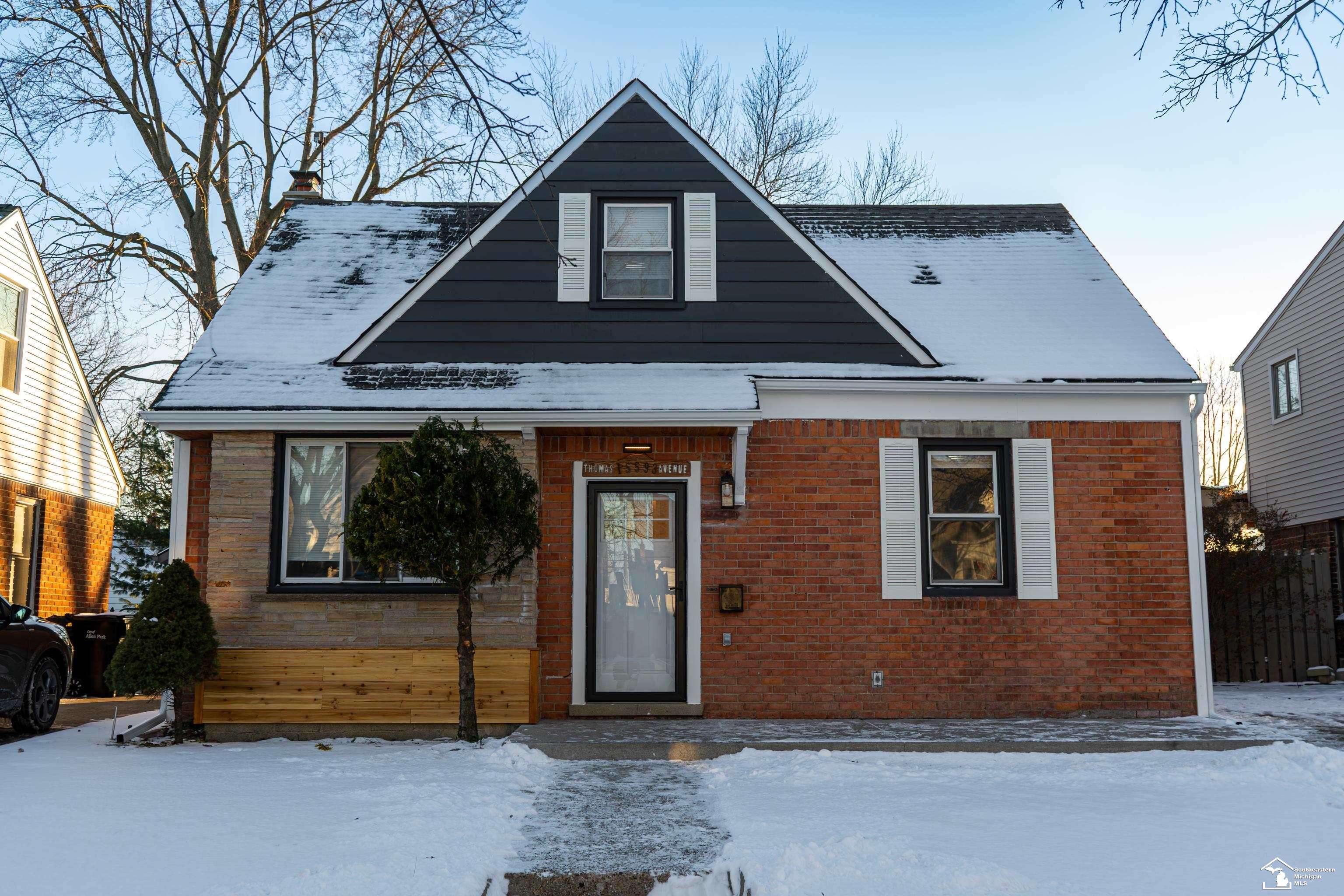 Allen Park, MI 48101,15593 Thomas AVE