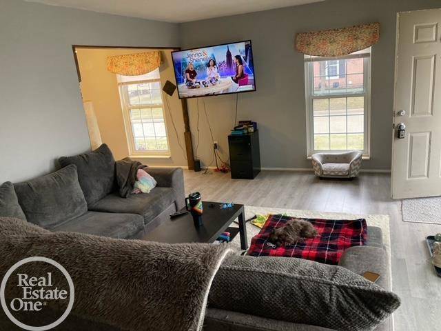 Clinton Township, MI 48035,24404 Meadowbridge RD