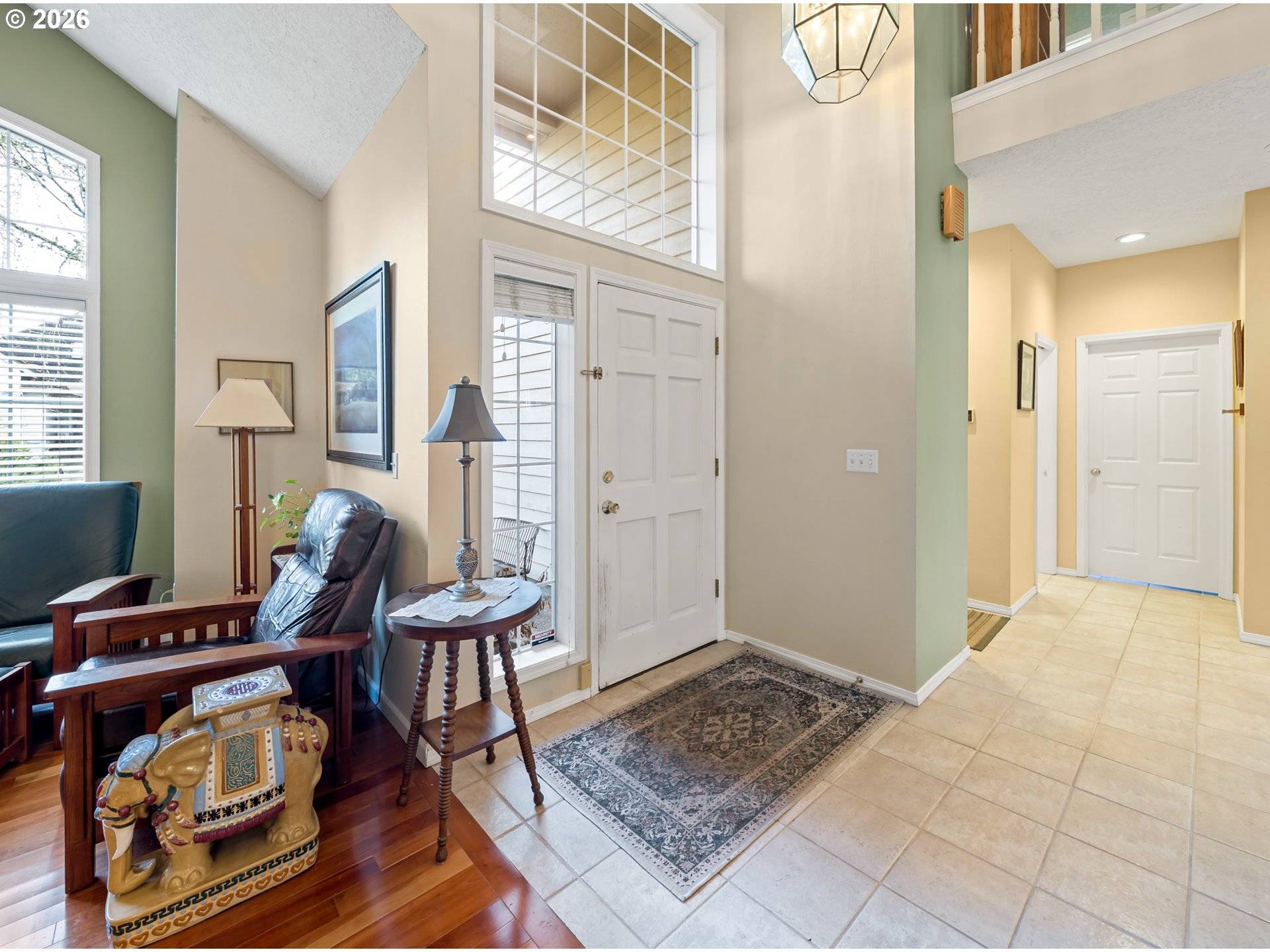 Lake Oswego, OR 97035,5300 COVENTRY CT