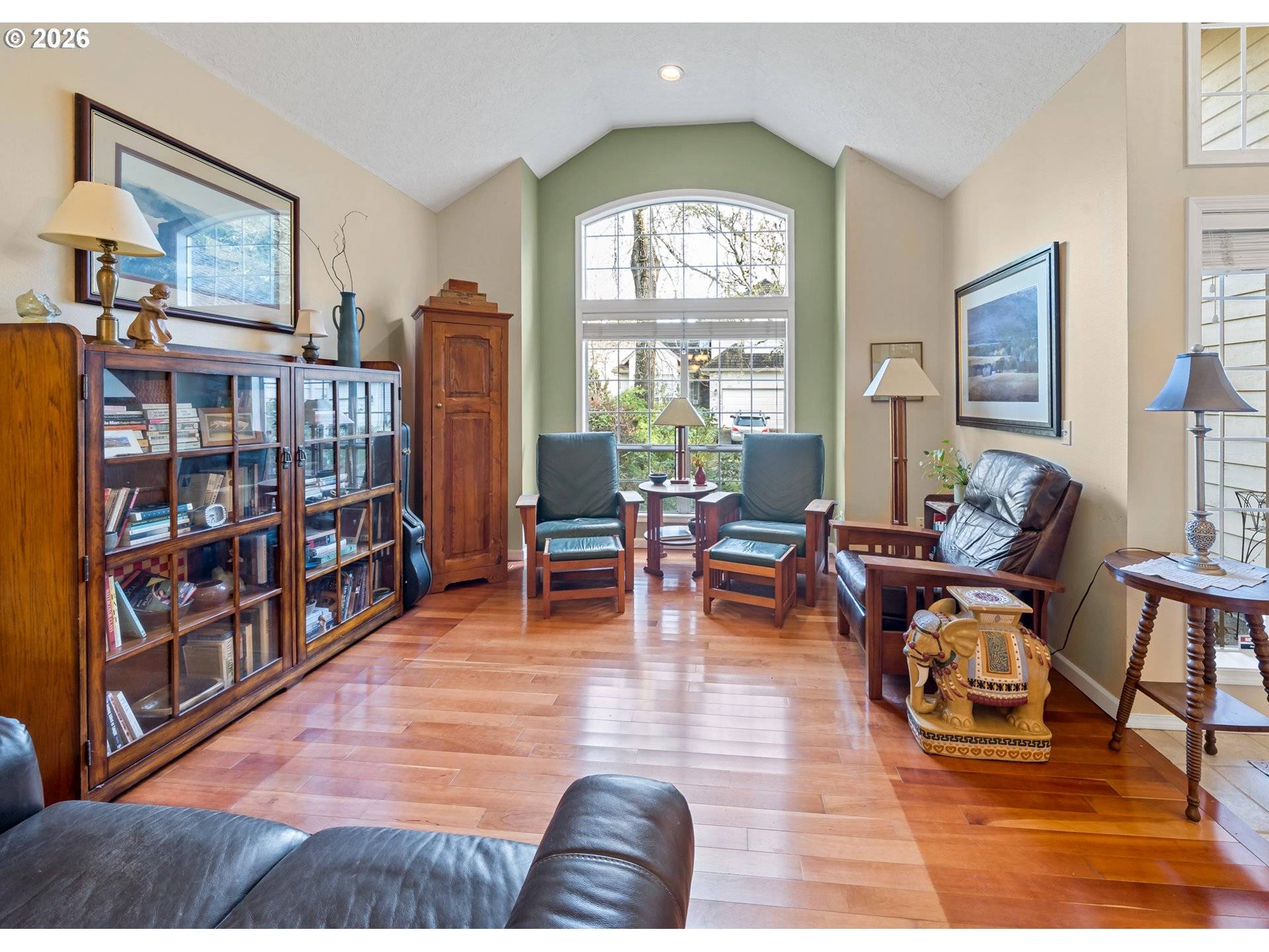 Lake Oswego, OR 97035,5300 COVENTRY CT