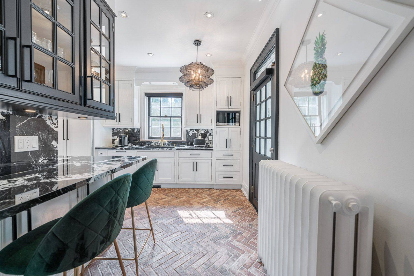 Toronto C04, ON M6C 2G7,171 Old Forest Hill RD