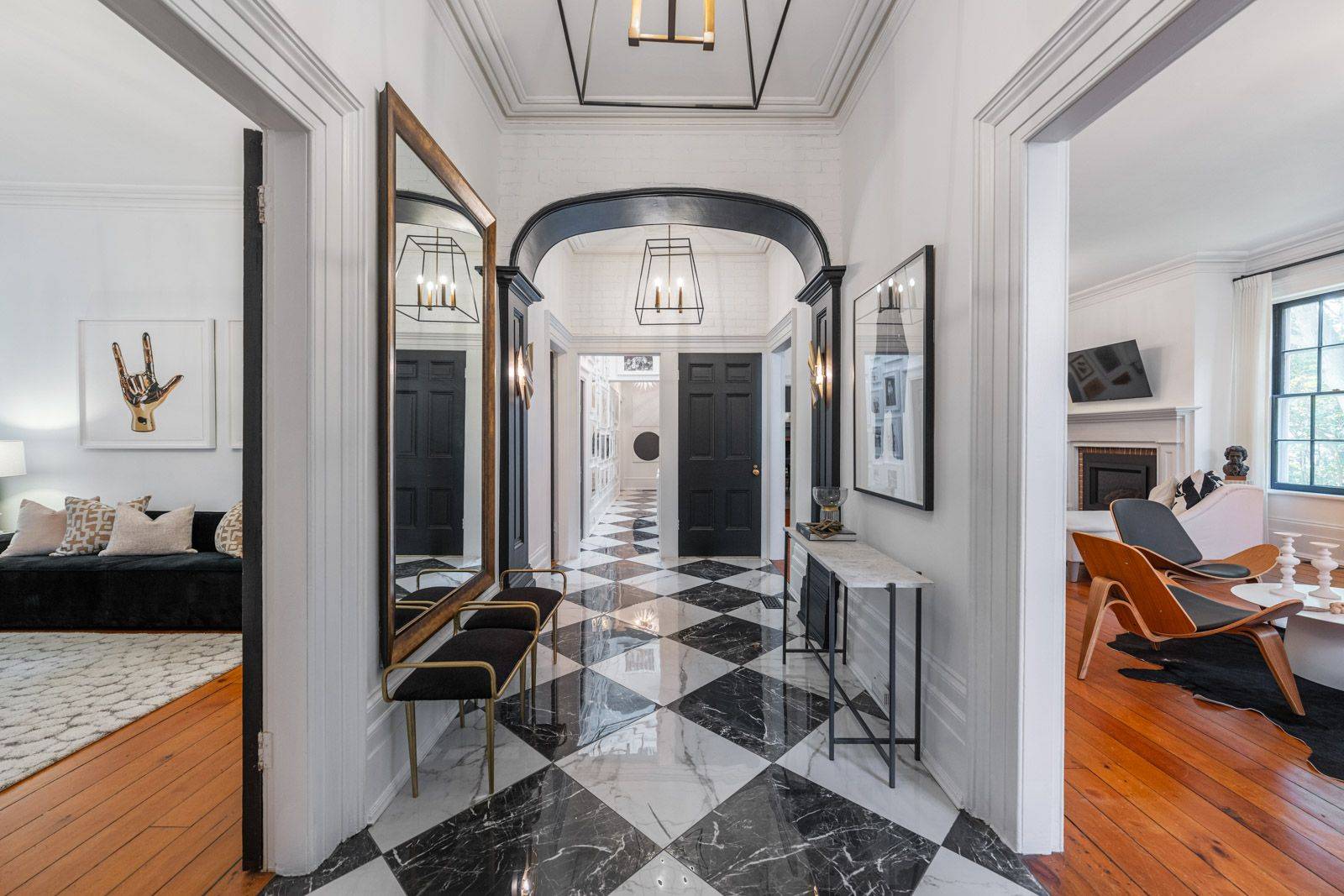 Toronto C04, ON M6C 2G7,171 Old Forest Hill RD