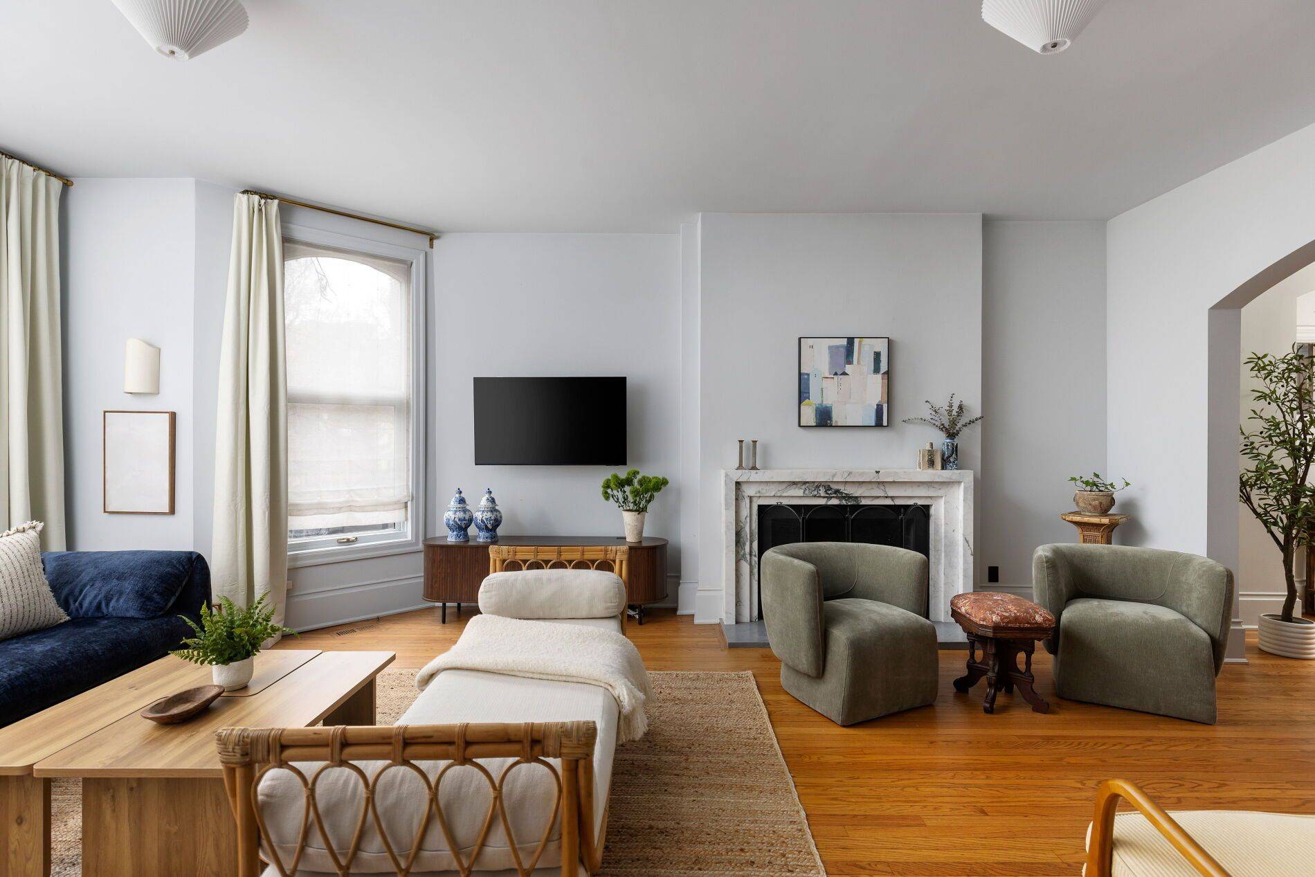 Toronto C09, ON M4W 2N7,104 Park RD