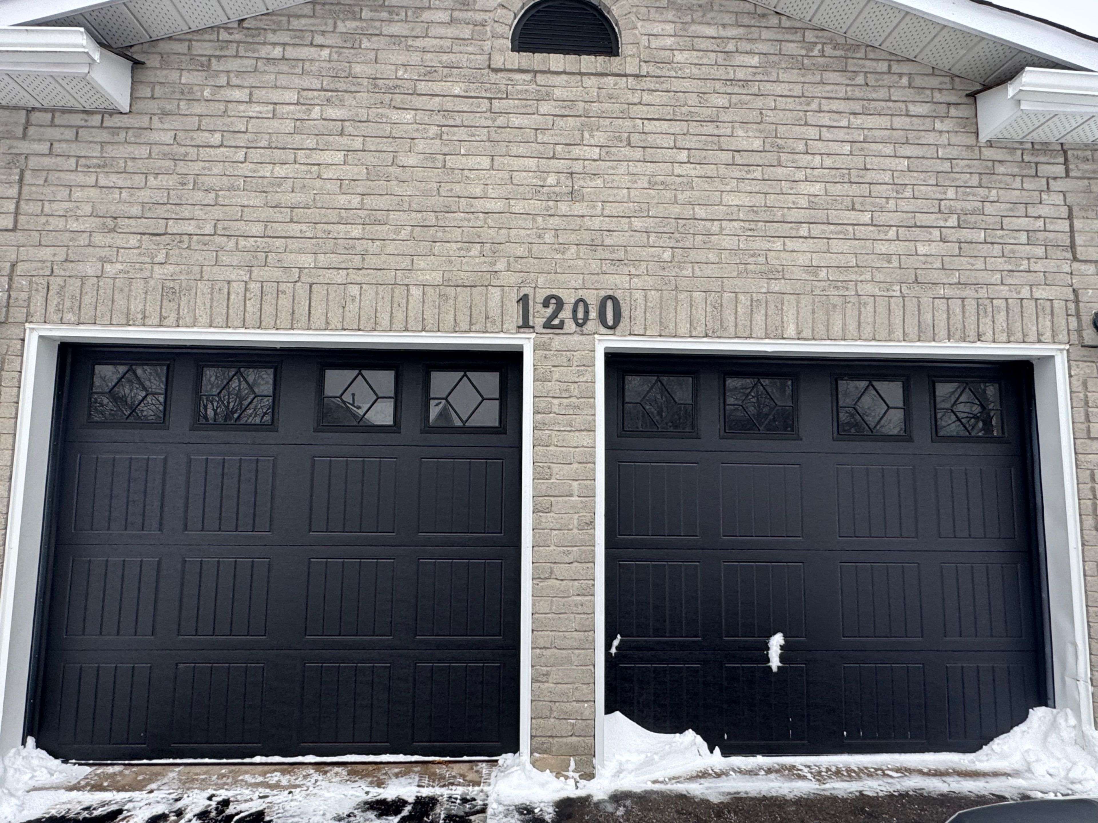 Pickering, ON L1X 1T6,1200 Maple Gate #Main