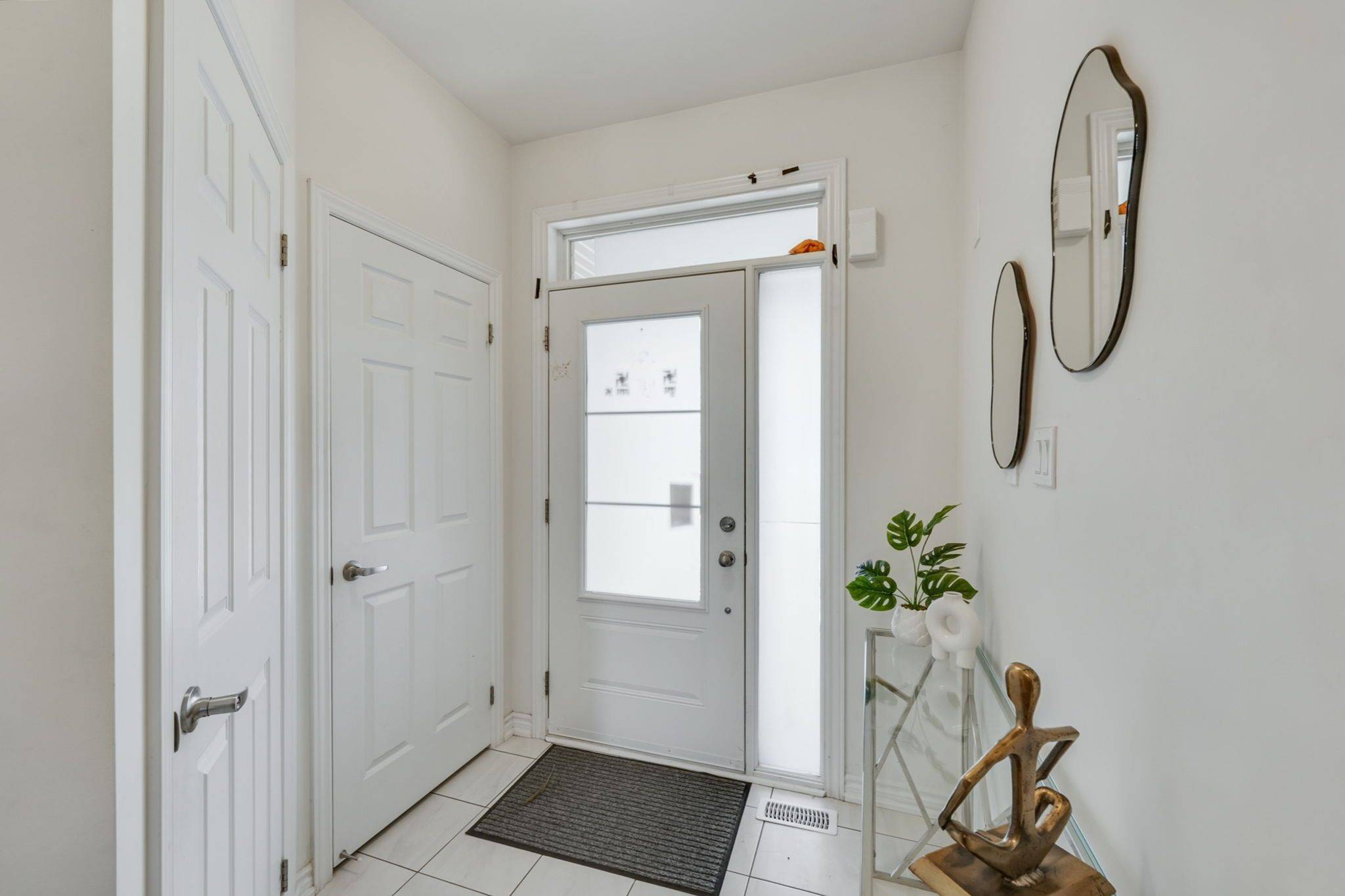 Oshawa, ON L1L 0V2,49 Bayardo DR