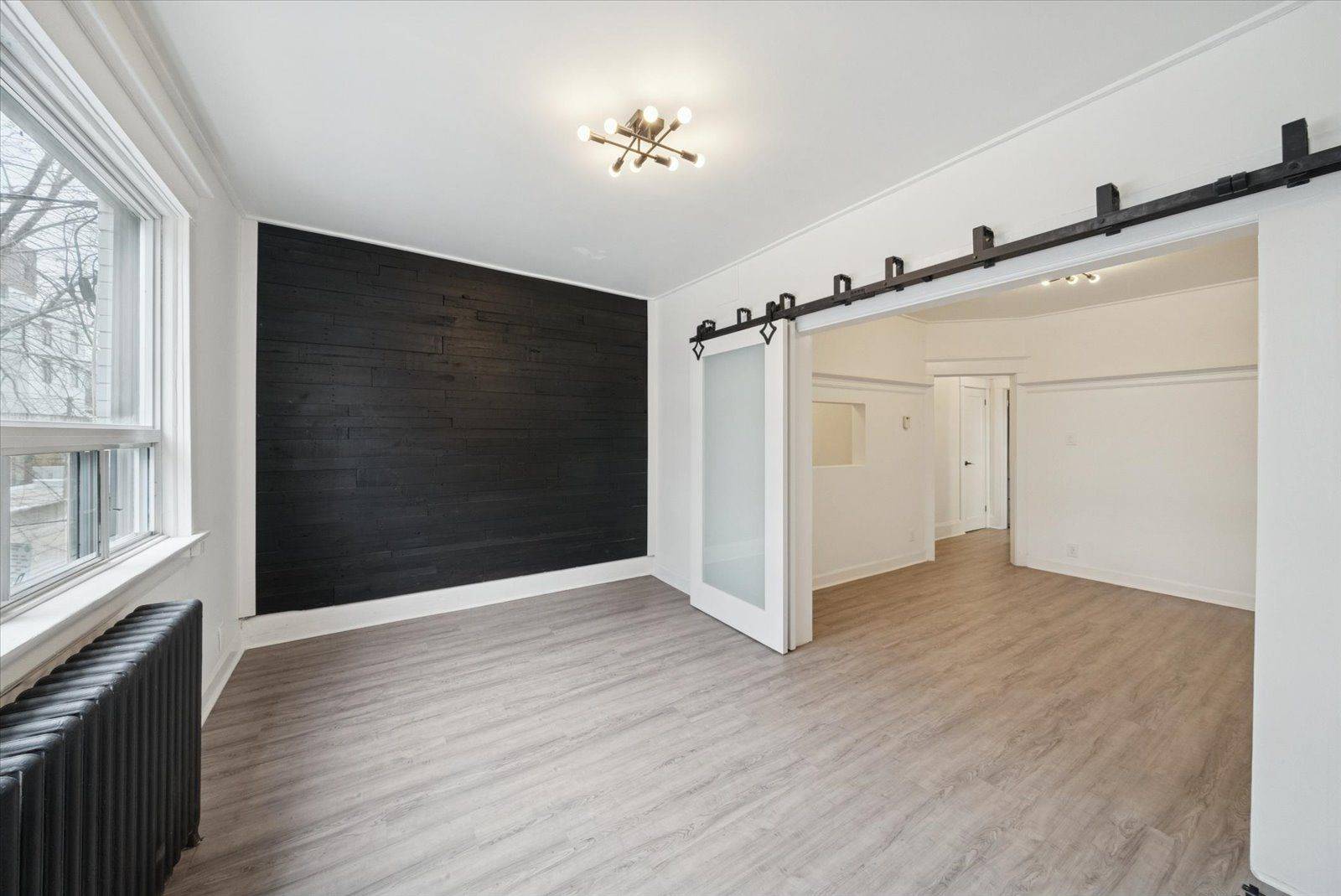 Toronto E01, ON M4L 1G1,1578 Queen ST E #Unit A