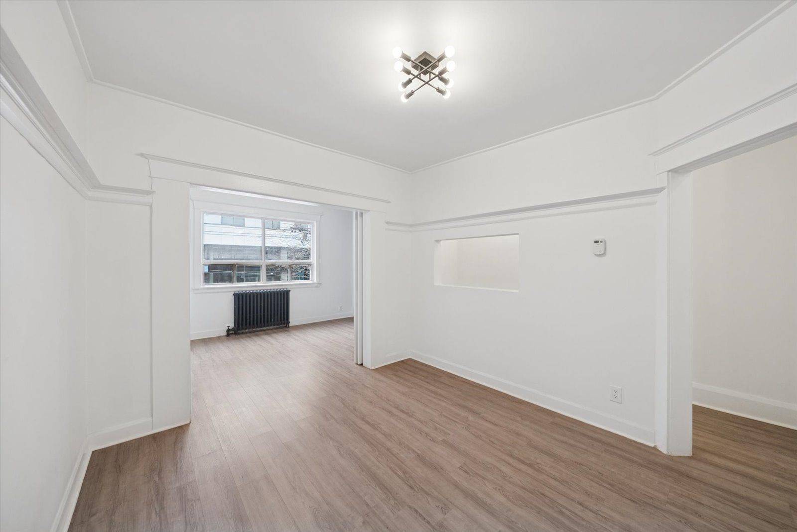 Toronto E01, ON M4L 1G1,1578 Queen ST E #Unit A