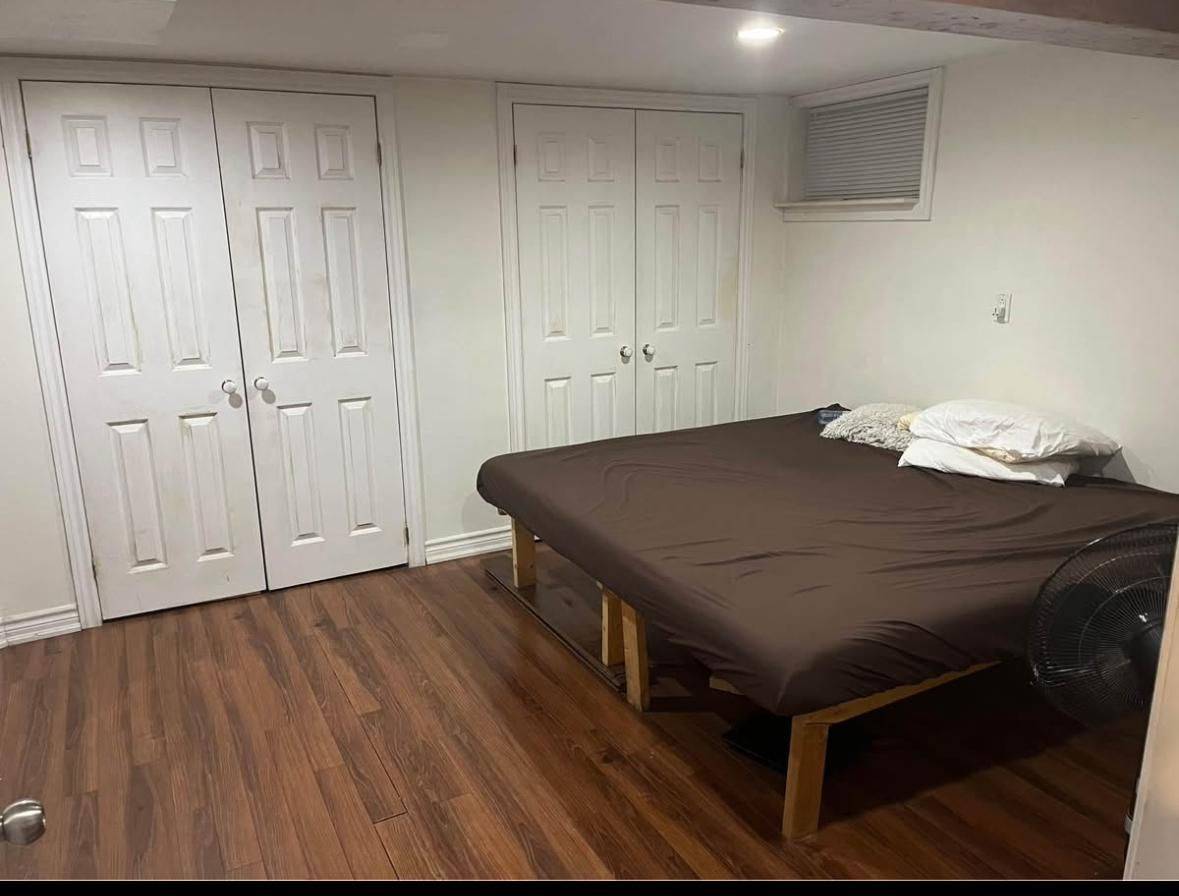 Oshawa, ON L1G 3T2,50 Taunton RD W #Bsmt