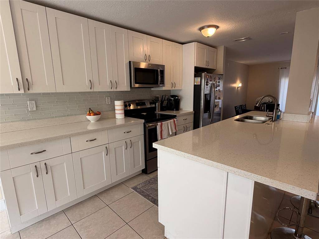 Plantation, FL 33324,8251 NW 8th Place