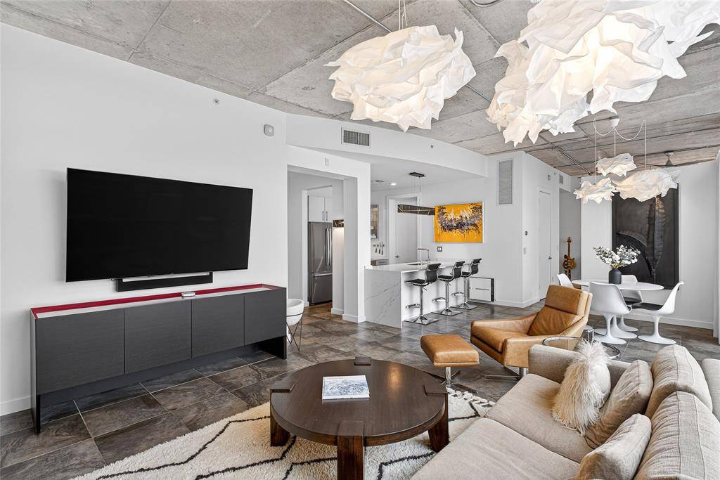 Delray Beach, FL 33483,365 SE 6th Ave #404