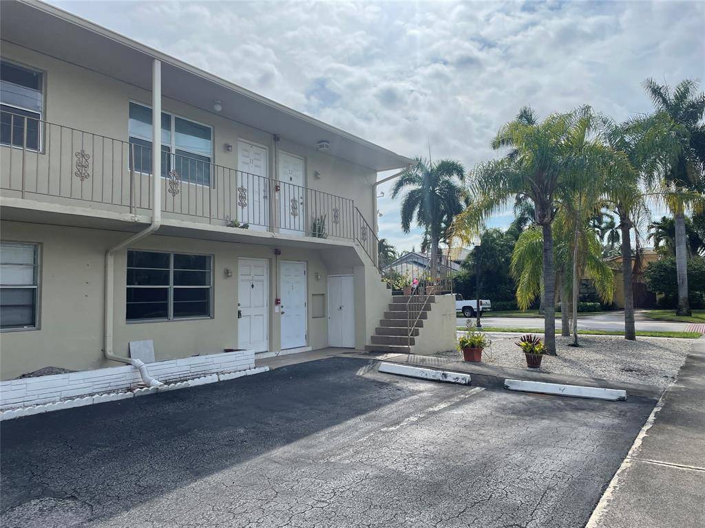 Hollywood, FL 33020,1555 Tyler St #4
