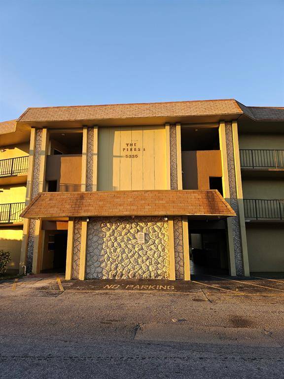 Plantation, FL 33313,5335 NW 10th Ct #307