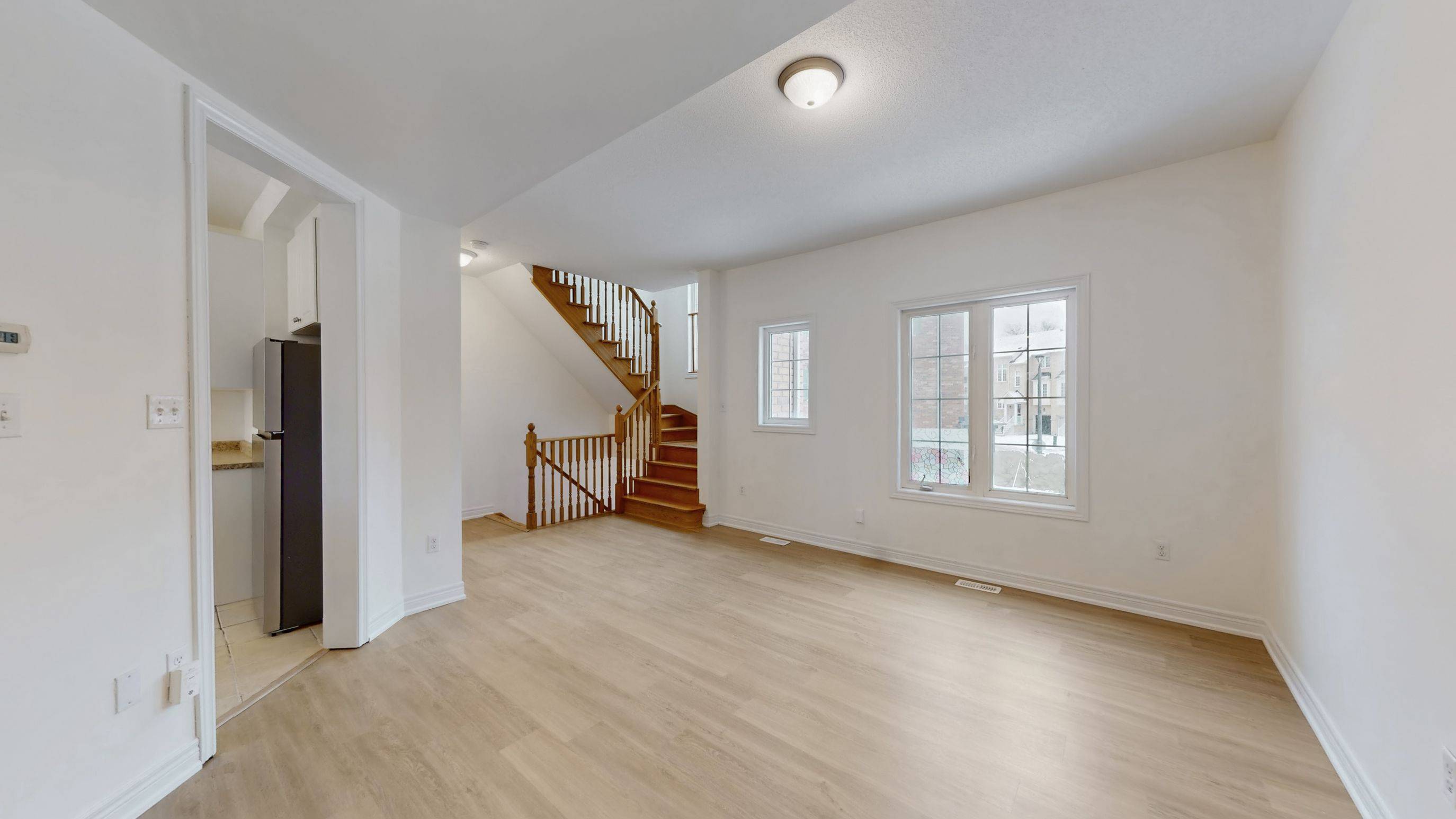 Richmond Hill, ON L4E 4L5,15 Old Colony RD #72