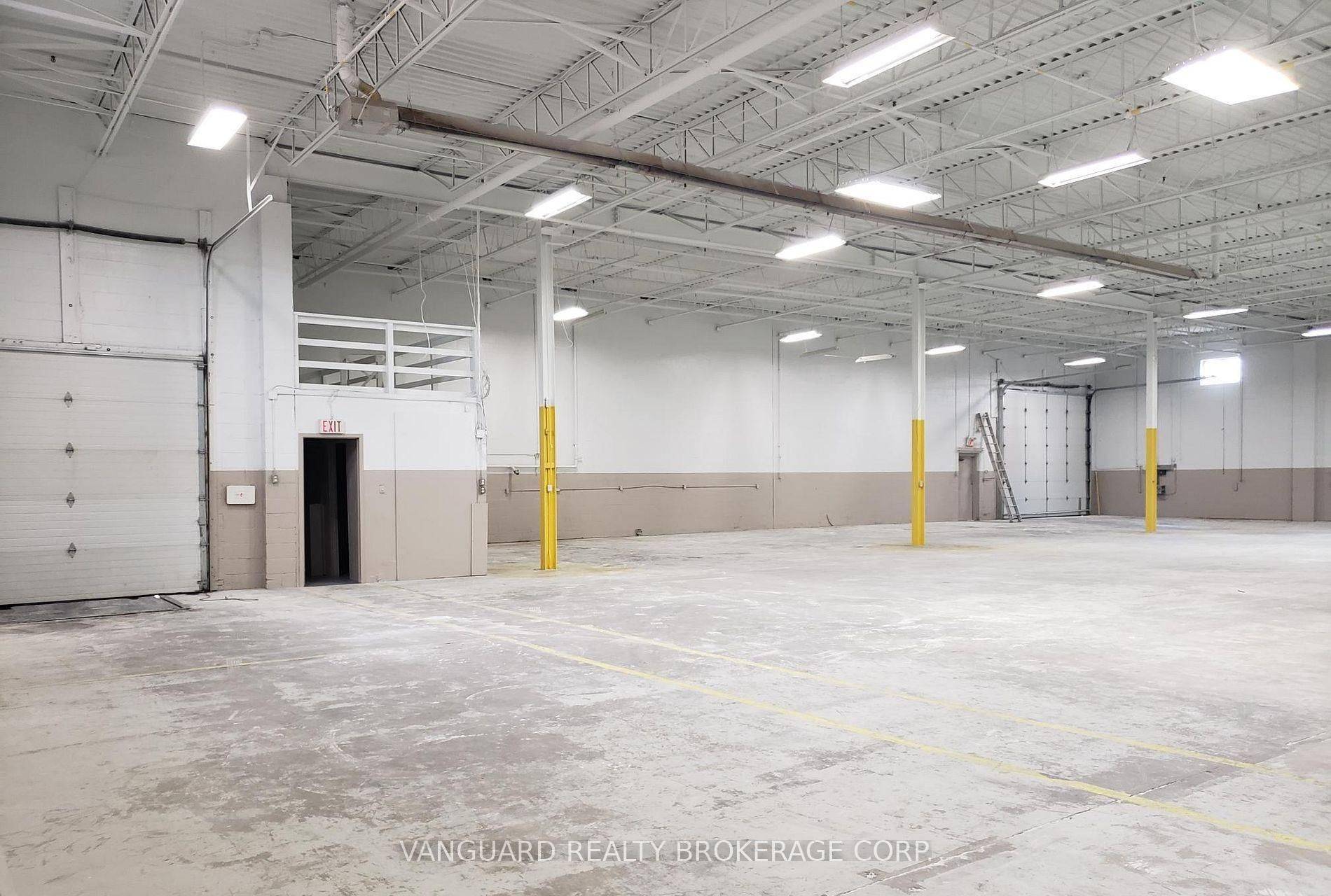 Vaughan, ON L4K 1K5,55 Bradwick DR #Unit A