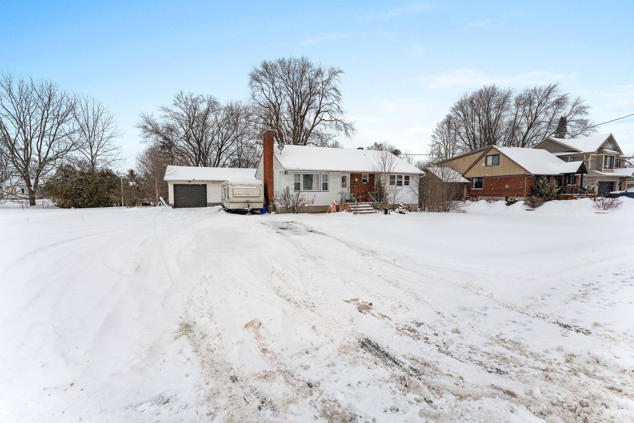 Meadowlands - Crestview And Area, ON K2G 2Y5,191 Norice ST