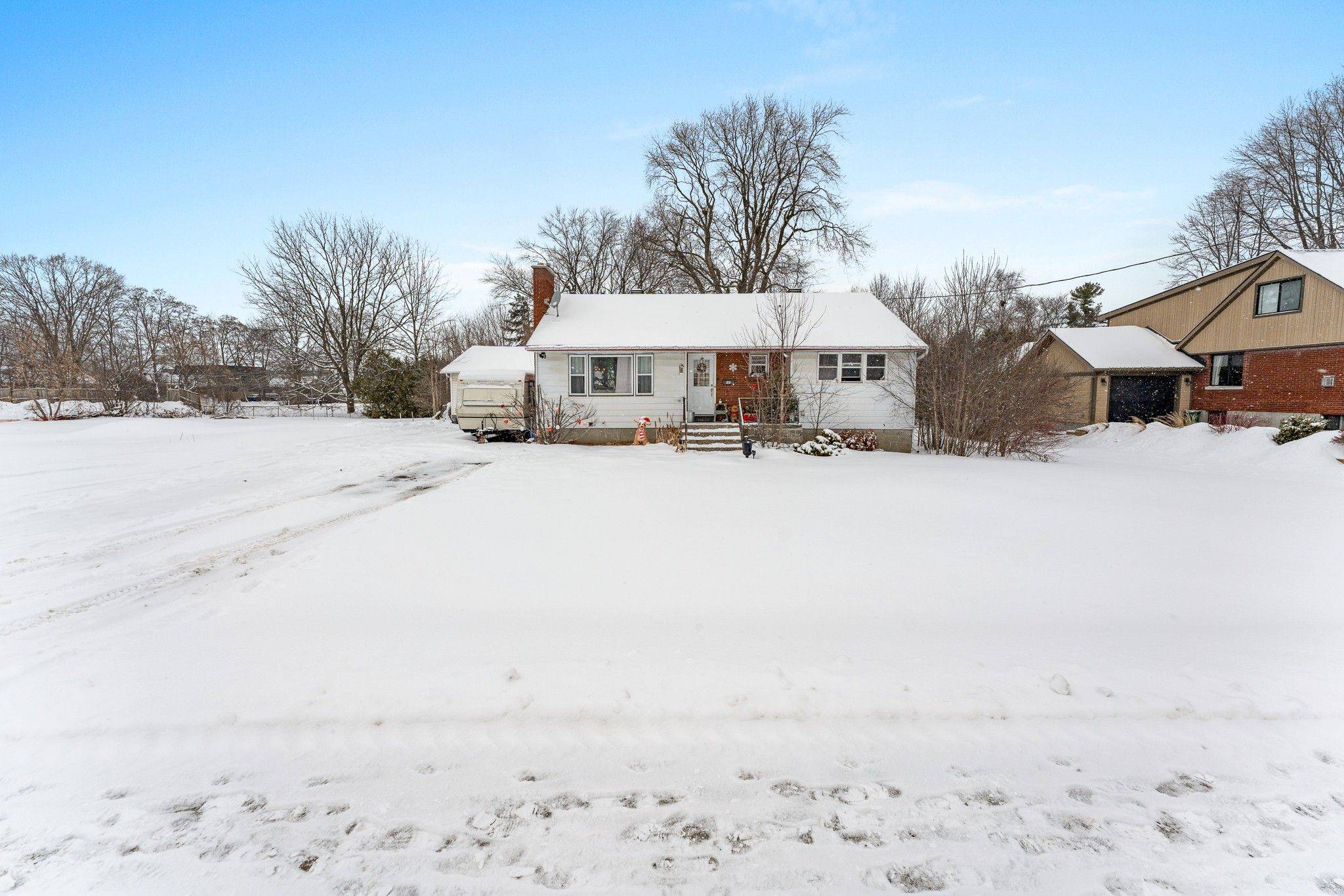 Meadowlands - Crestview And Area, ON K2G 2Y5,191 Norice ST