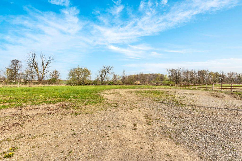 Norwich, ON N0J 1P0,285687 Airport RD